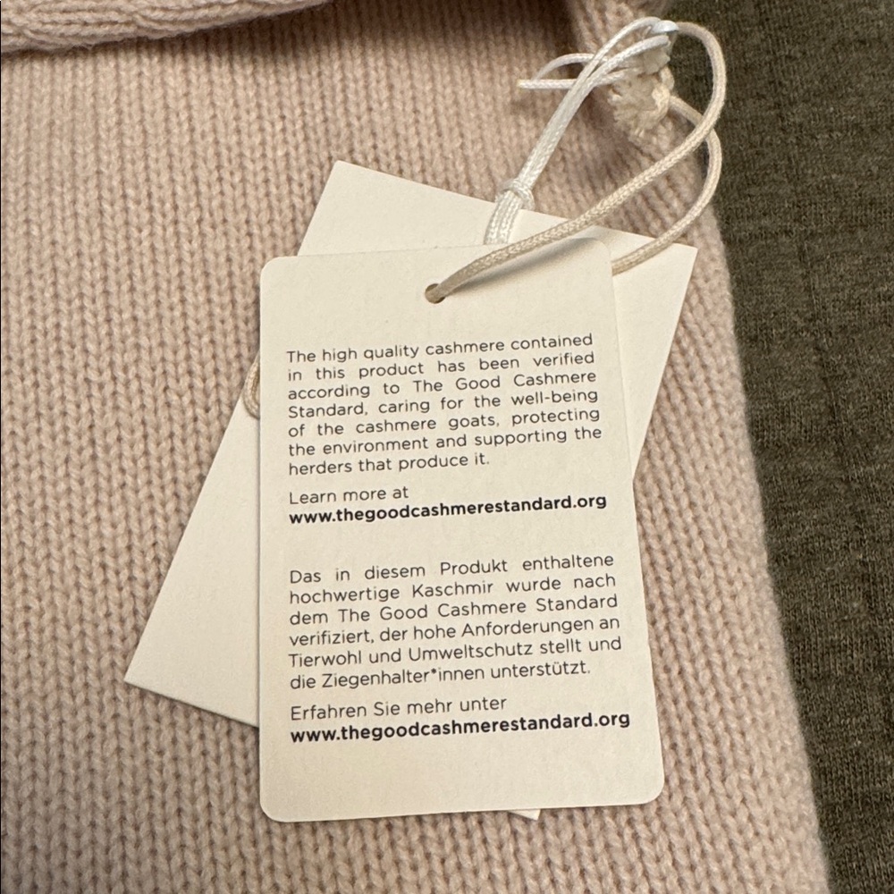 nwt nordstrom v-neck wool and cashmere sweater - Picture 6 of 9